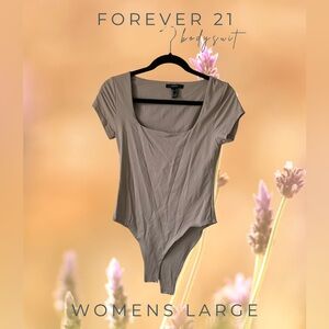 Forever 21 Taupe Scoop Neck Short Sleeve Bodysuit